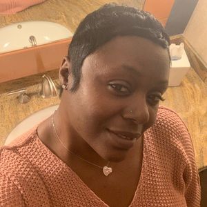 Meet your Posher, Sinclaira